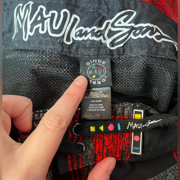 Maui and sons swim shorts 14 - Picture 5 of 10